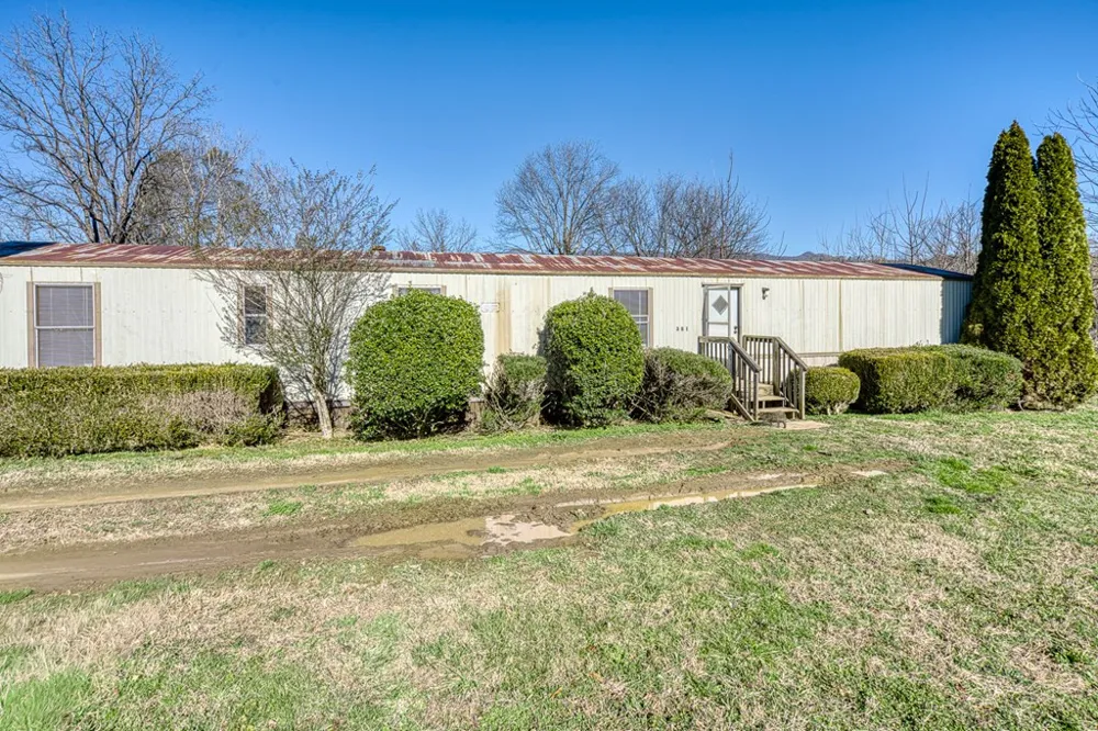 385 Aquone Andrews, NC 28901