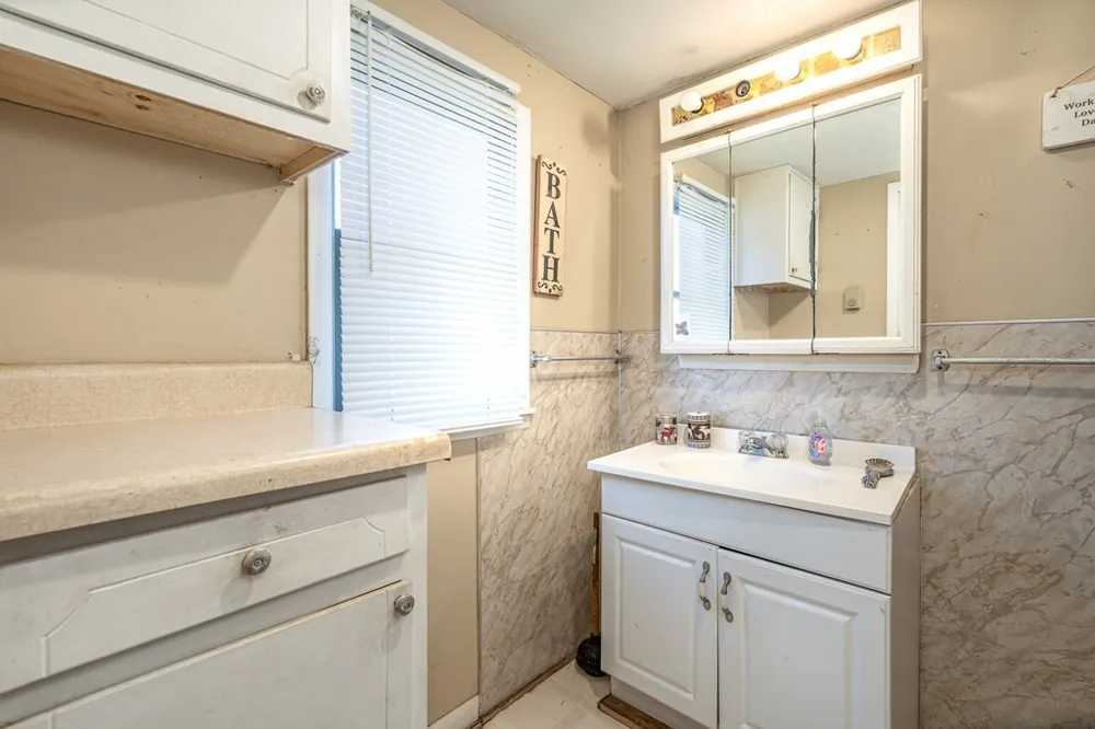 385 Aquone Andrews, NC 28901