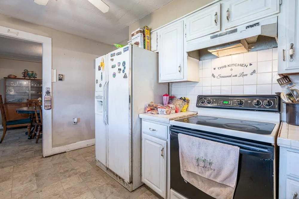 385 Aquone Andrews, NC 28901