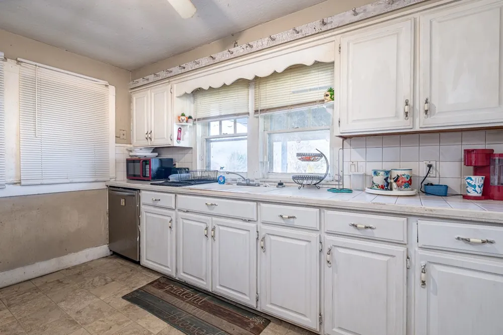 385 Aquone Andrews, NC 28901