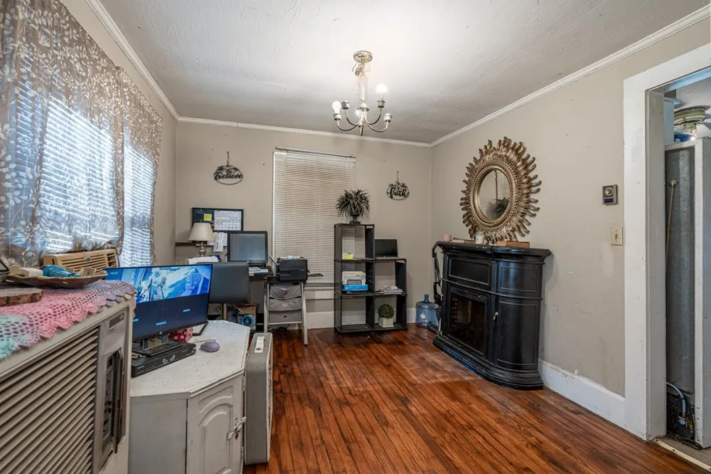 385 Aquone Andrews, NC 28901