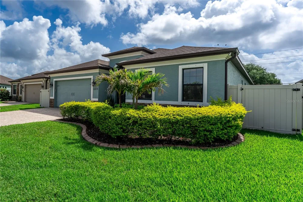 6619 35TH COURT E Sarasota, FL 34243