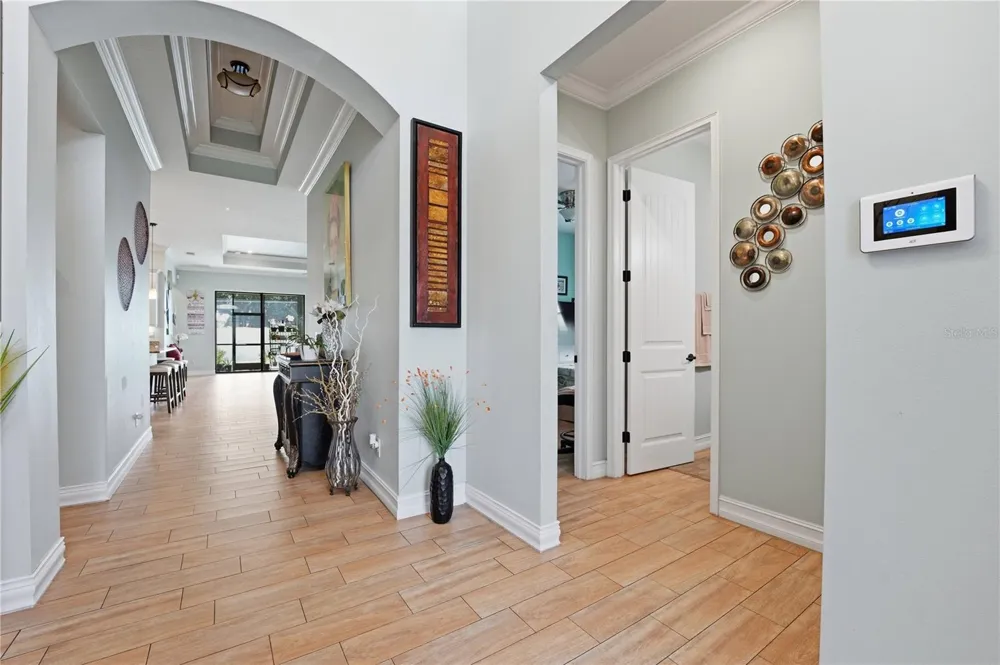 6619 35TH COURT E Sarasota, FL 34243