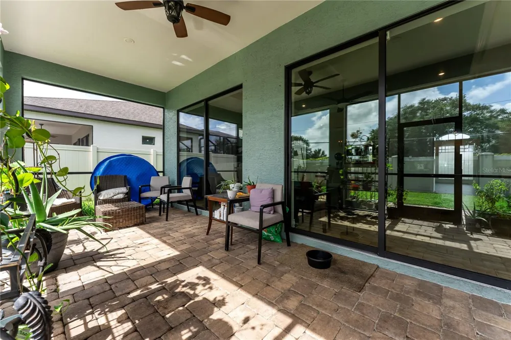 6619 35TH COURT E Sarasota, FL 34243