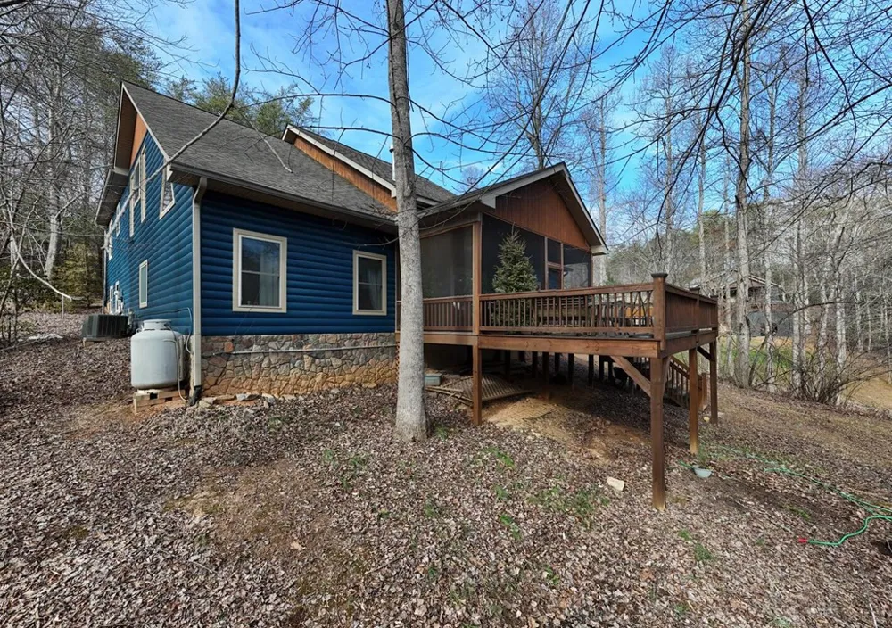 95 Breezy Brook Lane #5 Hayesville, NC 28904
