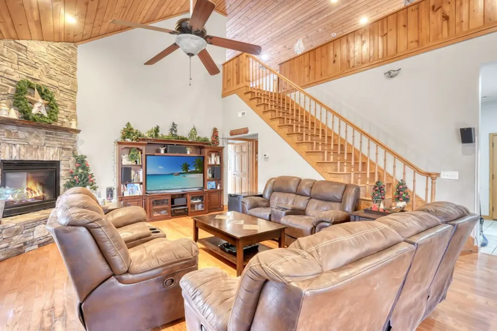 95 Breezy Brook Lane #5 Hayesville, NC 28904