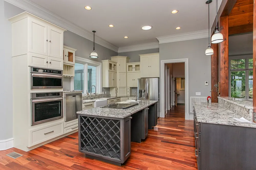 1 Cheoah Trail Robbinsville, NC 28771