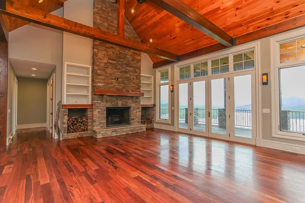 1 Cheoah Trail Robbinsville, NC 28771