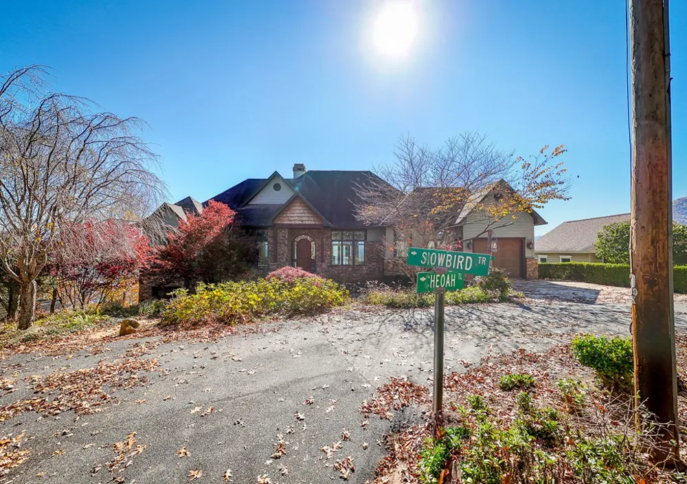 1 Cheoah Trail Robbinsville, NC 28771