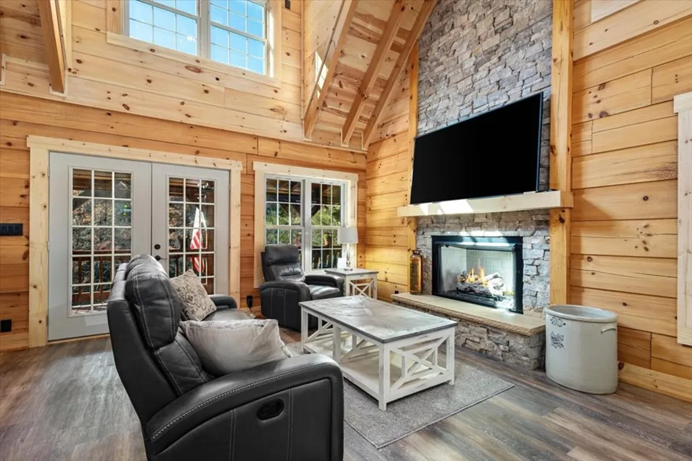 163 Cherokee Path Blue Ridge, GA 30513