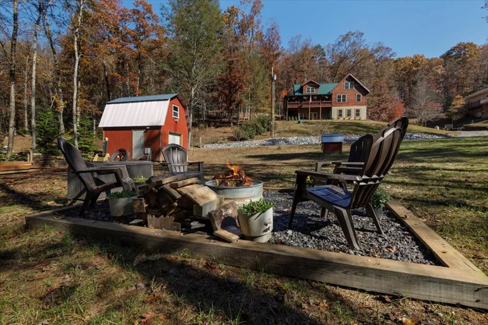 163 Cherokee Path Blue Ridge, GA 30513