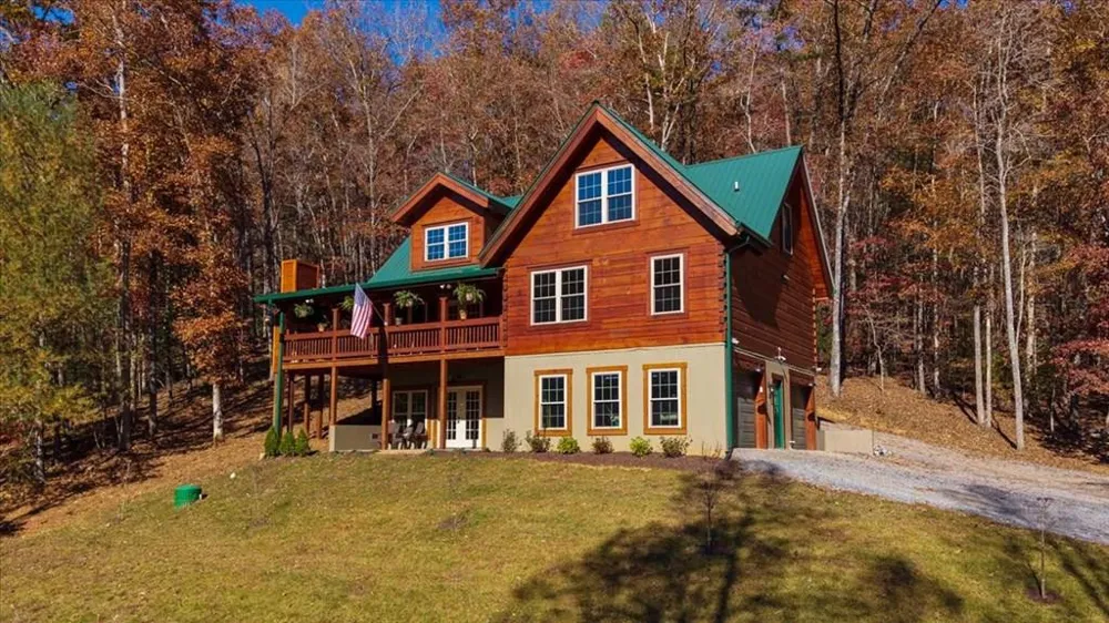 163 Cherokee Path Blue Ridge, GA 30513