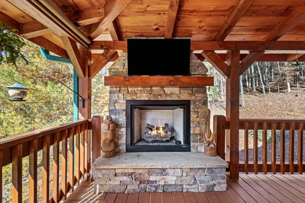 163 Cherokee Path Blue Ridge, GA 30513