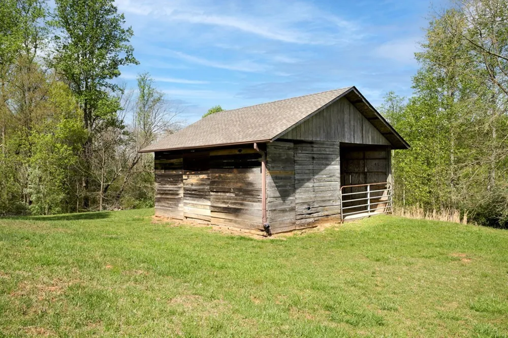 68 Countryside Lane Hayesville, NC 28904