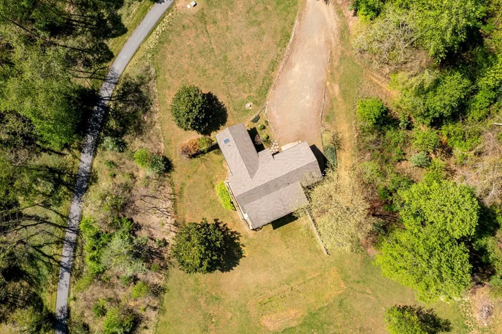 68 Countryside Lane Hayesville, NC 28904