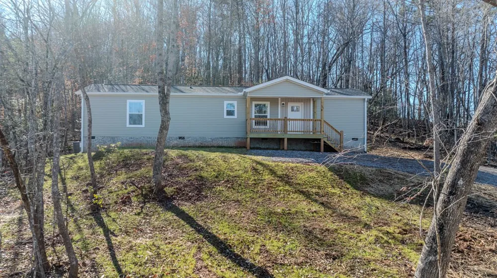 301 Loganberry Lane Hayesville, NC 28904