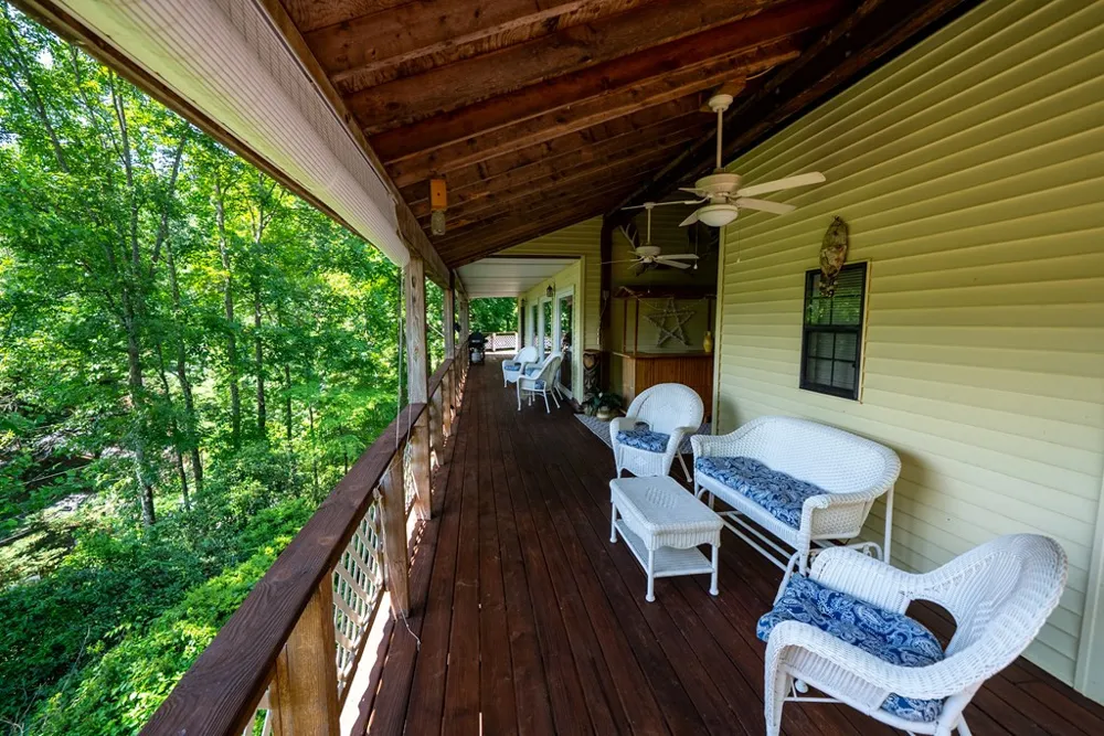 14 Chalet Village Robbinsville, NC 28771