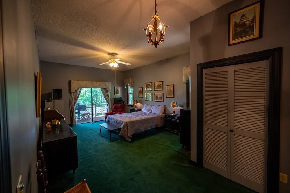 14 Chalet Village Robbinsville, NC 28771