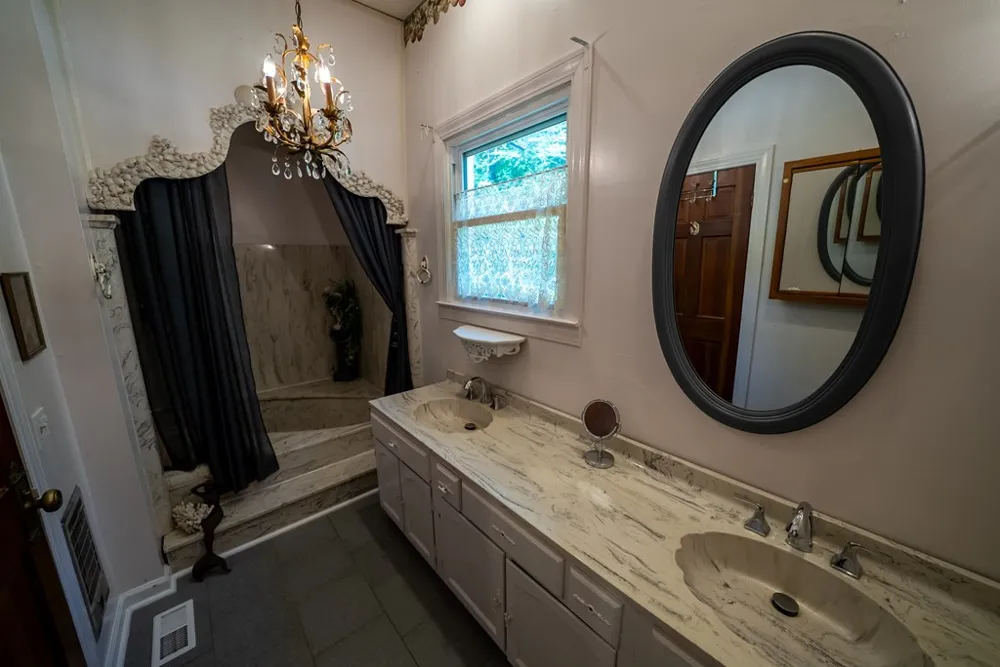 14 Chalet Village Robbinsville, NC 28771