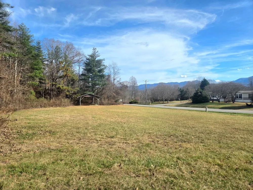 6785 Airport Road Andrews, NC 28901