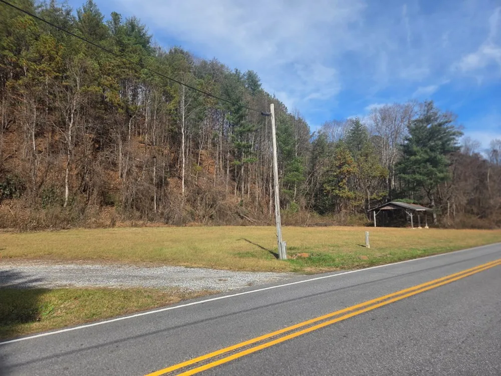 6785 Airport Road Andrews, NC 28901