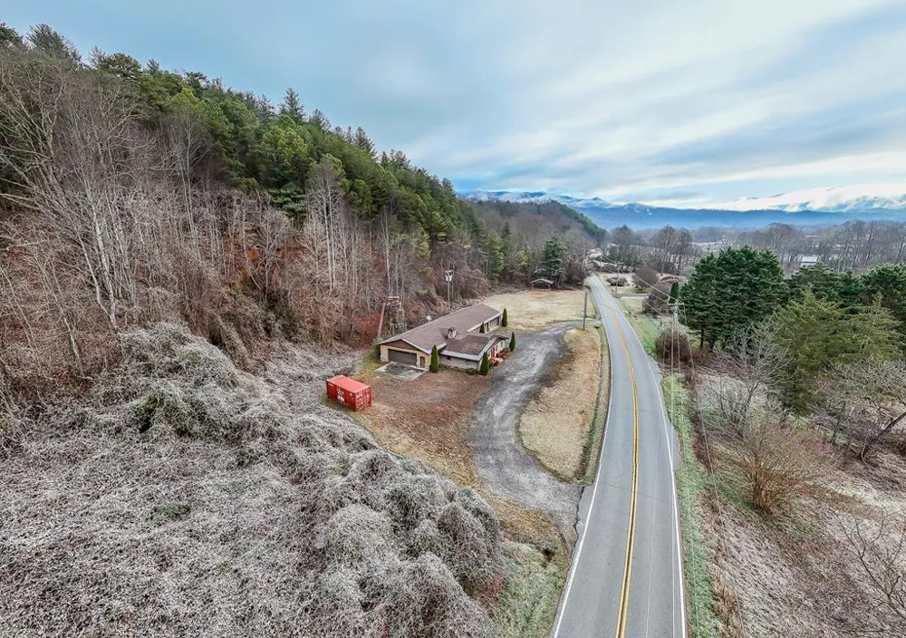 6785 Airport Road Andrews, NC 28901