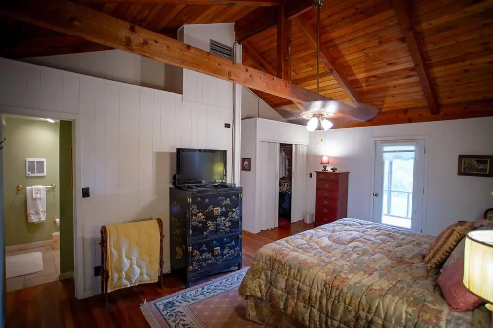 1620 E Buffalo Road Robbinsville, NC 28771