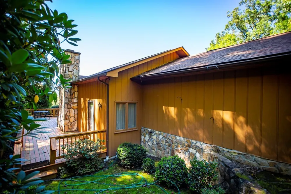 1620 E Buffalo Road Robbinsville, NC 28771
