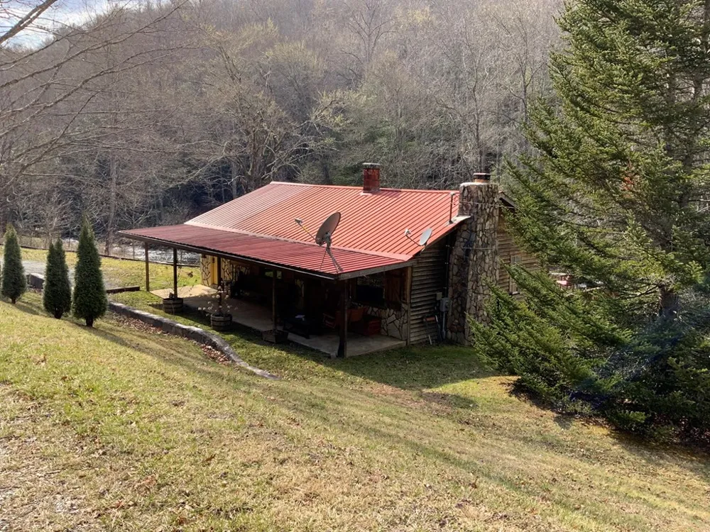 21027 Wayah Road Nantahala, NC 28781