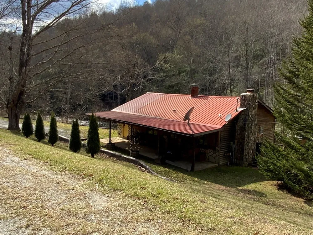 21027 Wayah Road Nantahala, NC 28781