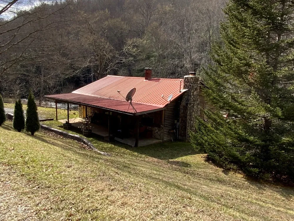 21027 Wayah Road Nantahala, NC 28781