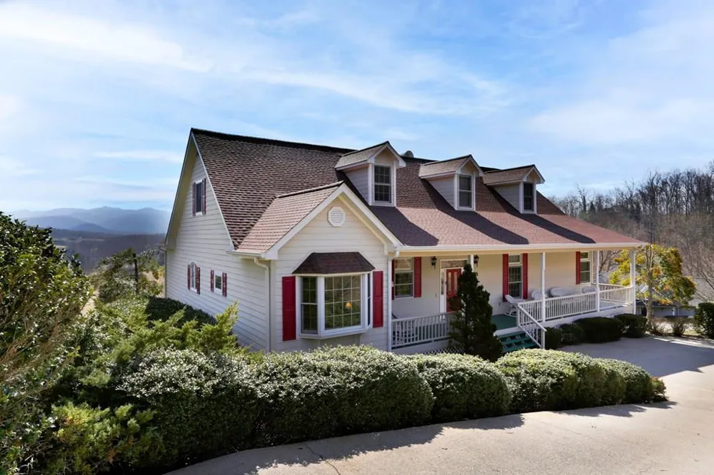 18 Foxfire Court Hayesville, NC 28904