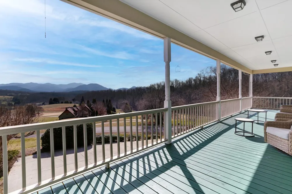 18 Foxfire Court Hayesville, NC 28904