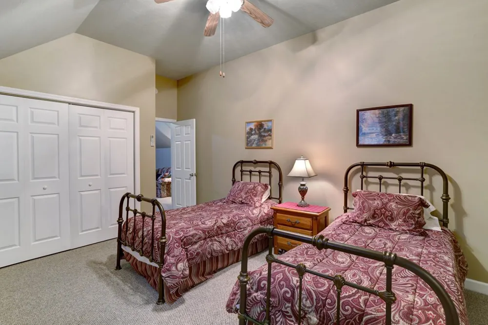 18 Foxfire Court Hayesville, NC 28904