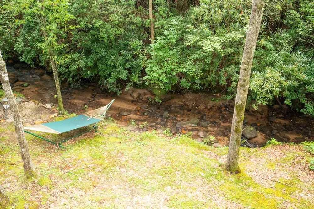 125 Jess Hooper Drive Hayesville, NC 28904
