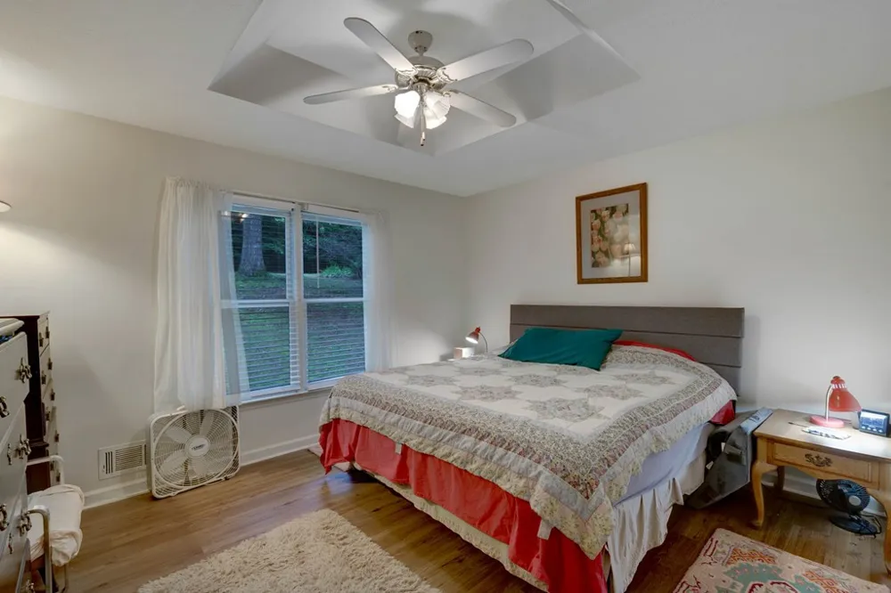 125 Jess Hooper Drive Hayesville, NC 28904