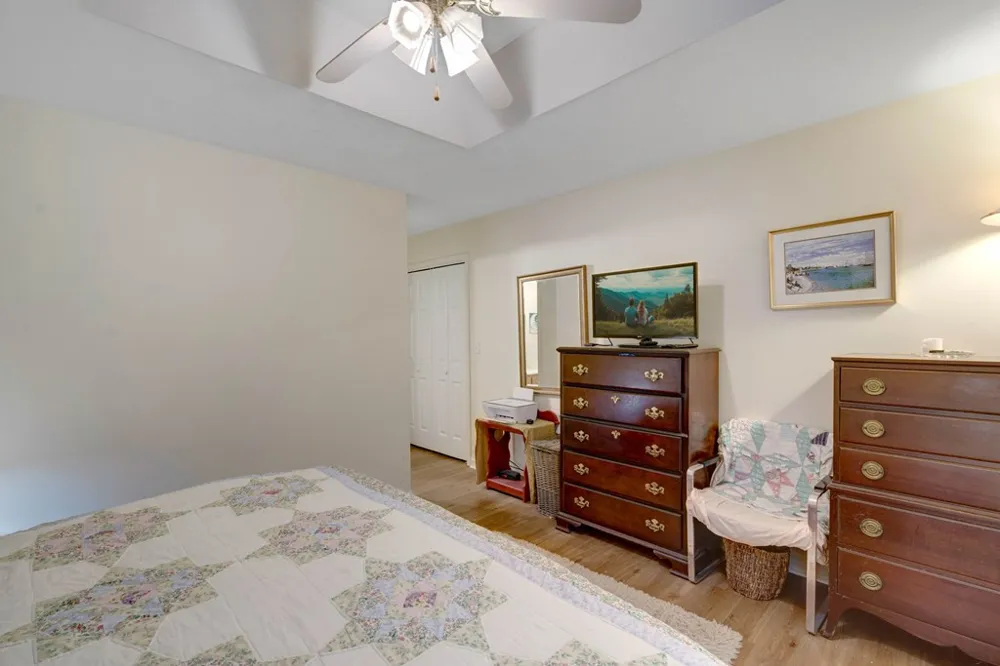125 Jess Hooper Drive Hayesville, NC 28904