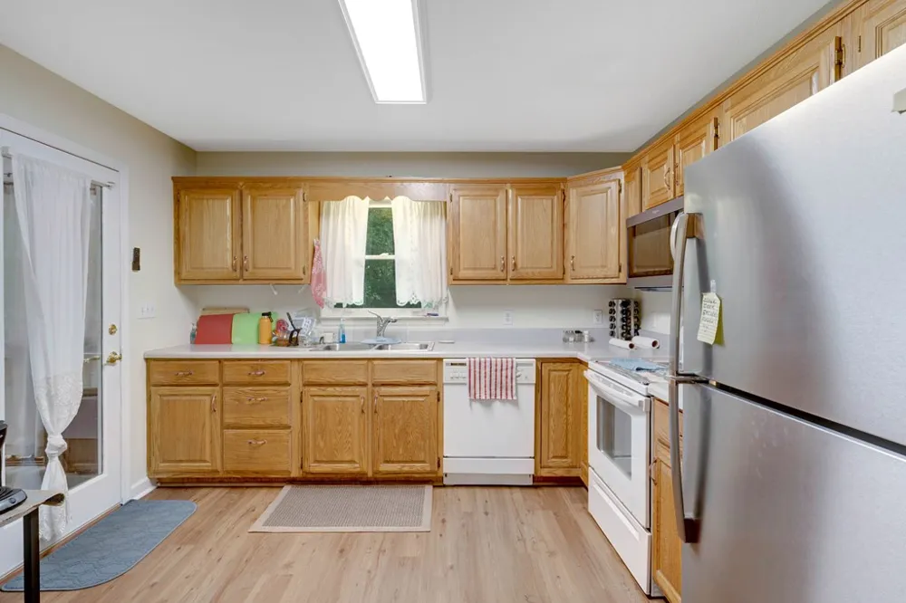 125 Jess Hooper Drive Hayesville, NC 28904