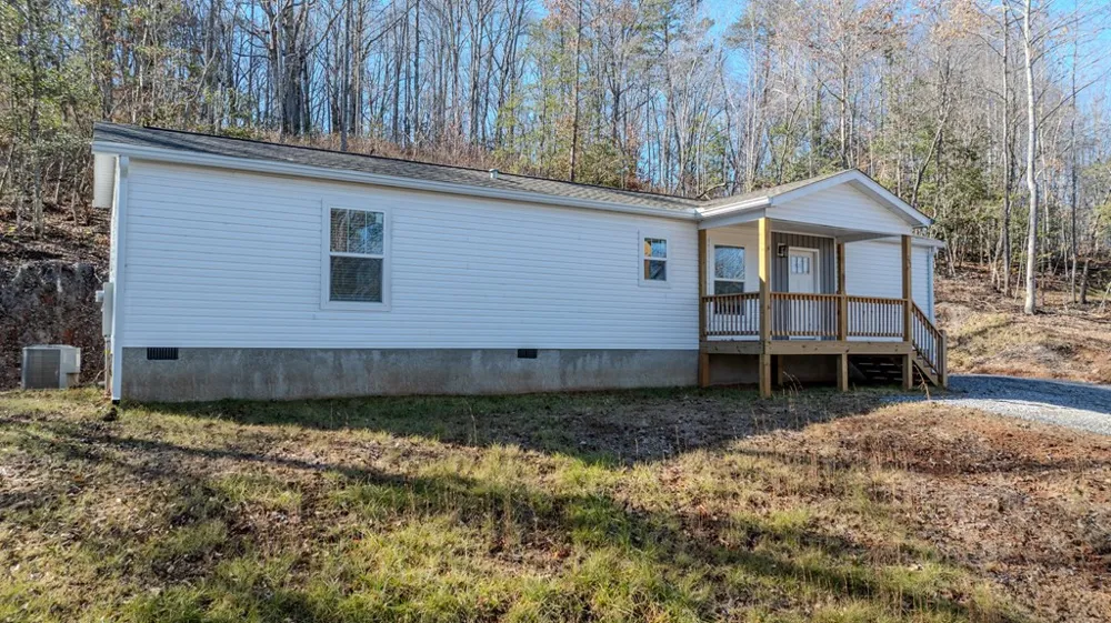 247 Loganberry Lane Hayesville, NC 28904