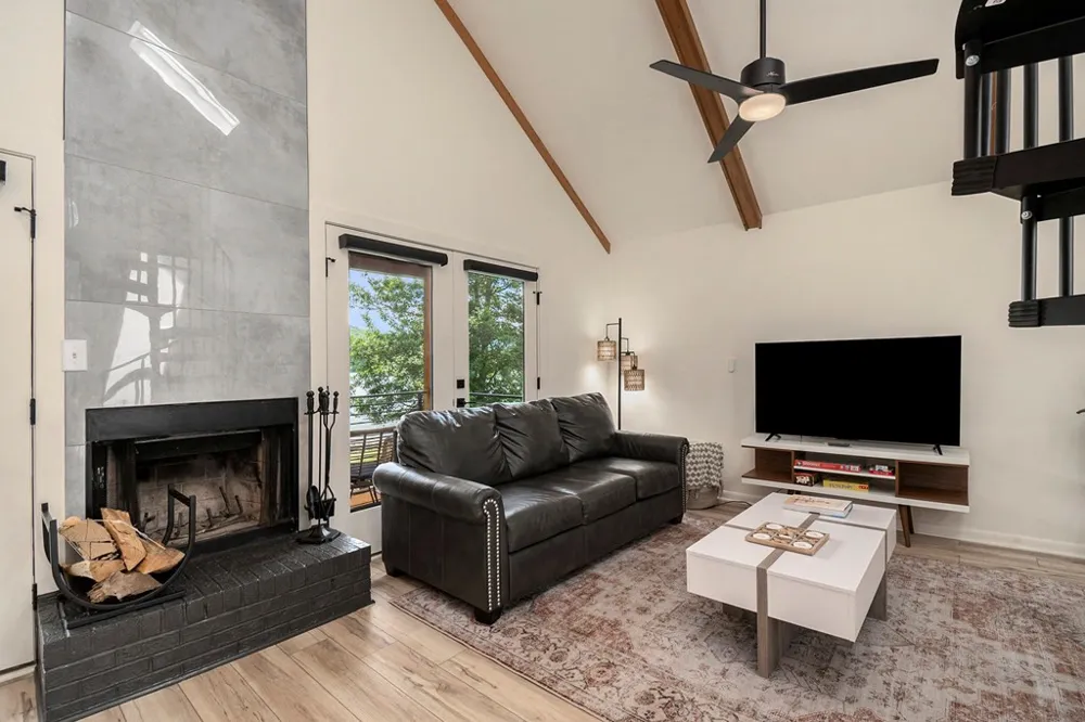 834 Lower Bell Creek Road Hiawassee, GA 30546
