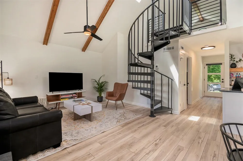 834 Lower Bell Creek Road Hiawassee, GA 30546