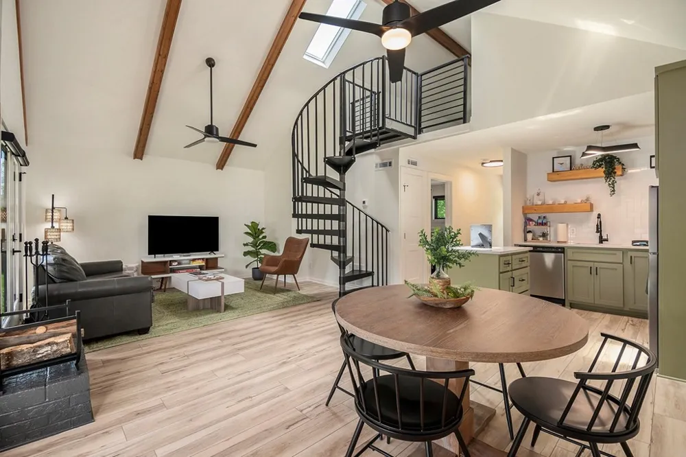 834 Lower Bell Creek Road Hiawassee, GA 30546