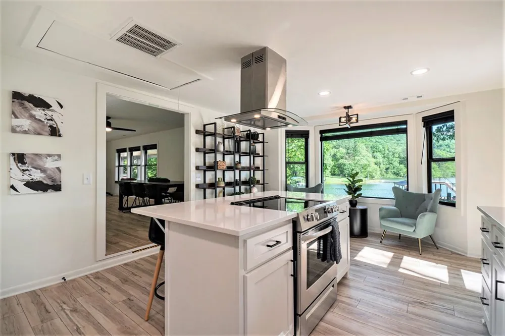 834 Lower Bell Creek Road Hiawassee, GA 30546