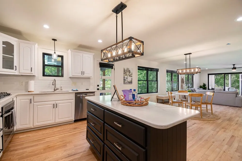 834 Lower Bell Creek Road Hiawassee, GA 30546