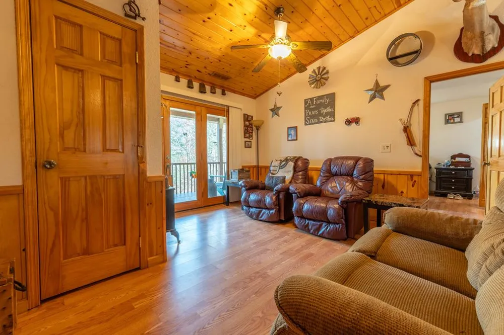 212 Pendergrass Road Marble, NC 28905