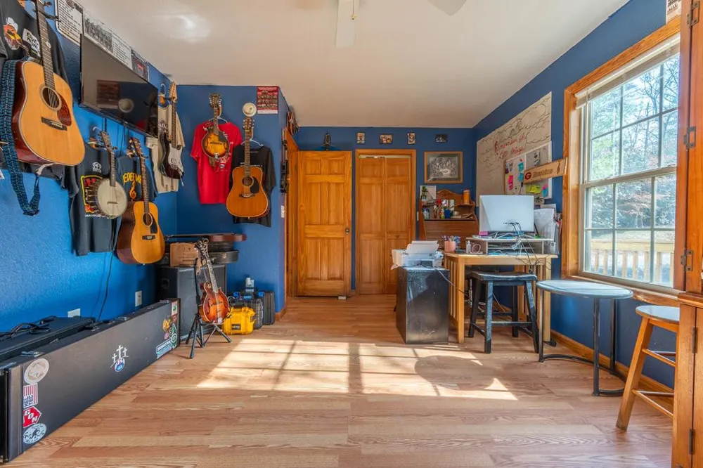 212 Pendergrass Road Marble, NC 28905