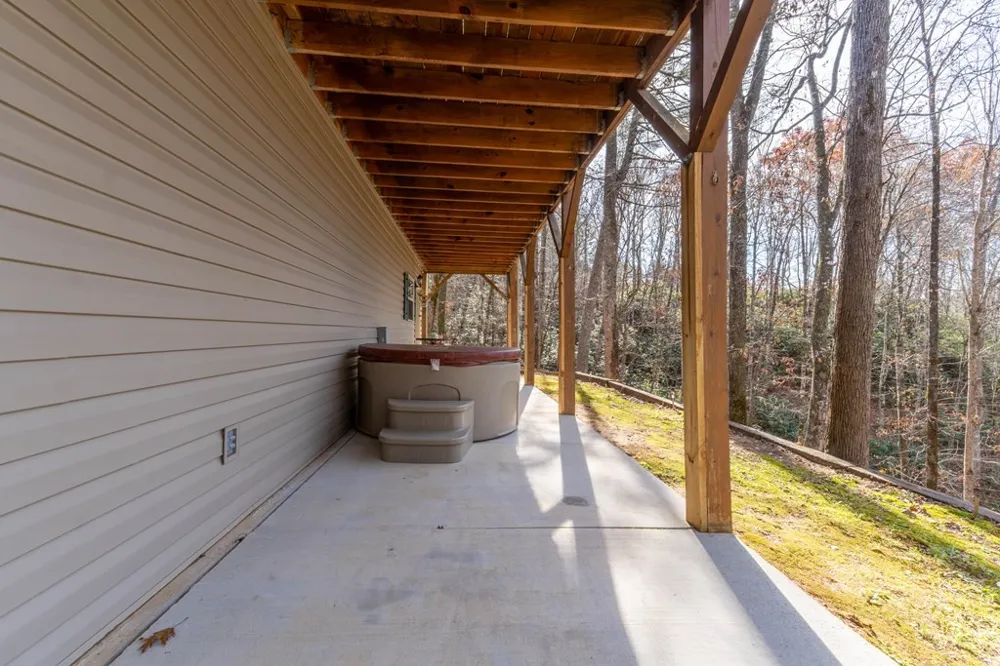 212 Pendergrass Road Marble, NC 28905