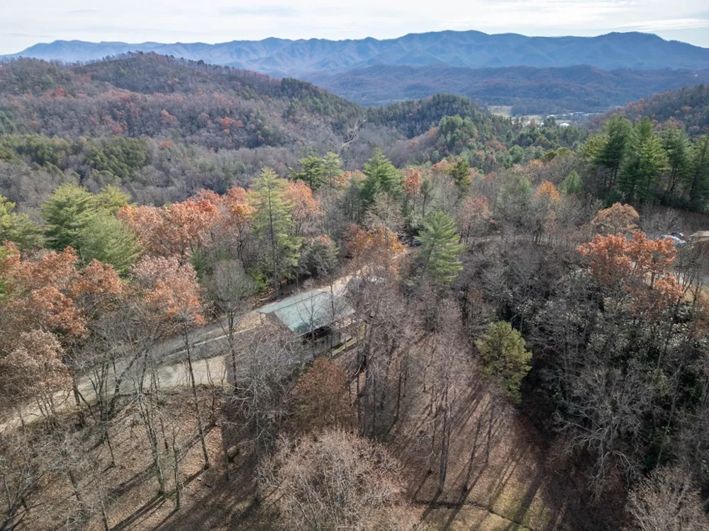 212 Pendergrass Road Marble, NC 28905