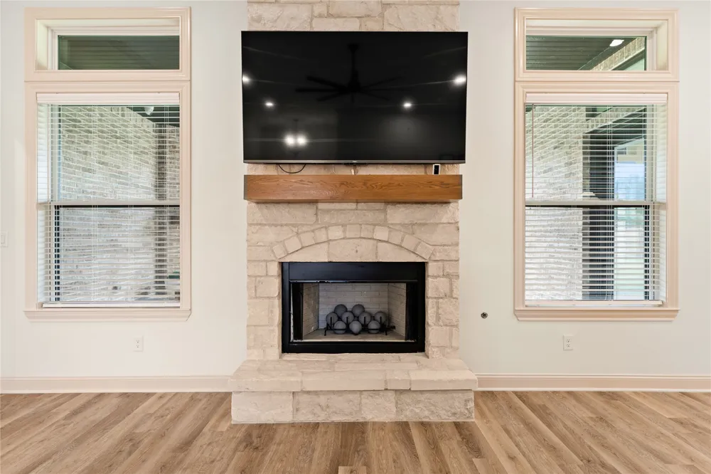 13076 Rainier Drive Woodway, TX 76712
