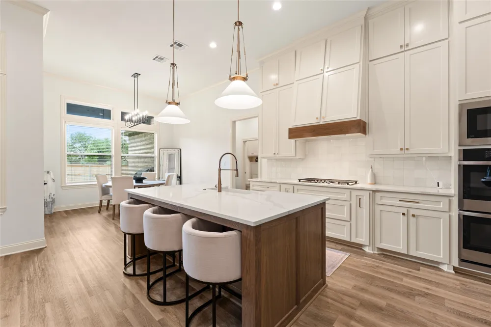 13076 Rainier Drive Woodway, TX 76712